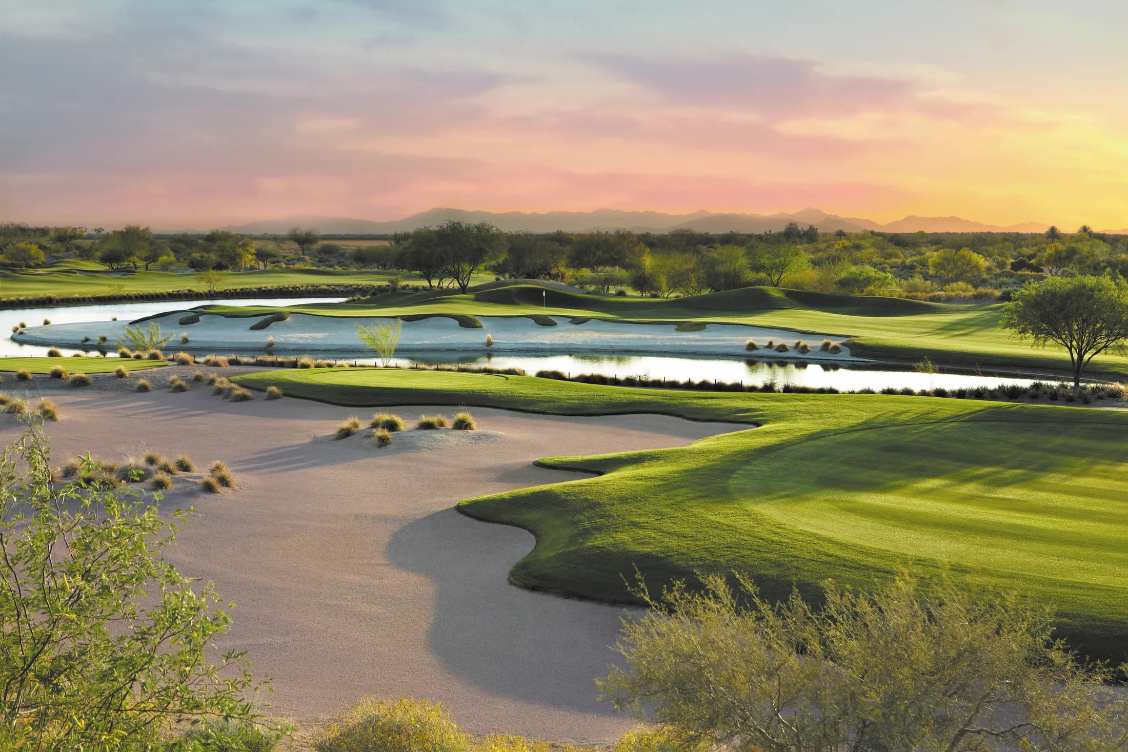 Sunset over the 15th at Longbow Golf Club